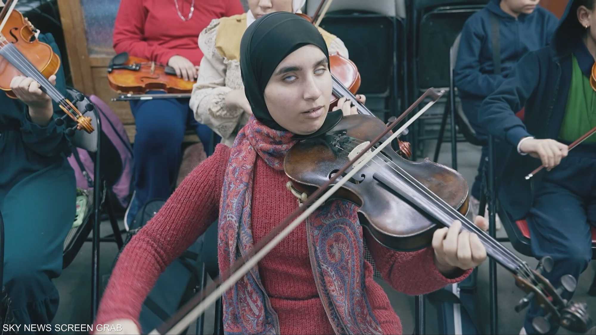 أوركسترا النور والأمل.. الفن طريق الأمل للكفيفات