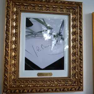 توقيع جو بايدن بالقلم الآلي