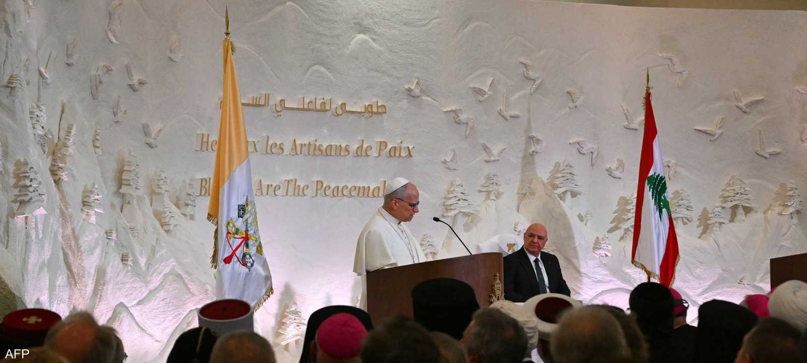 حض البابا المسؤولين اللبنانيين على العمل من أجل الخير العام