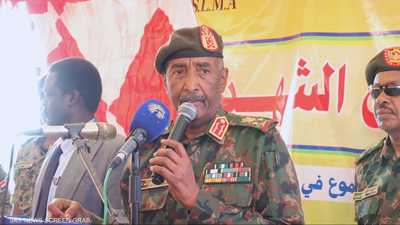 البرهان يدعو لعودة علم الاستقلال