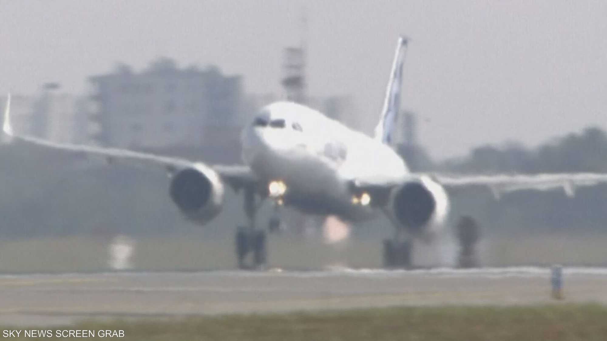 صدمة في موسم السفر.. ماذا يحدث لطائرات إيرباص A320؟