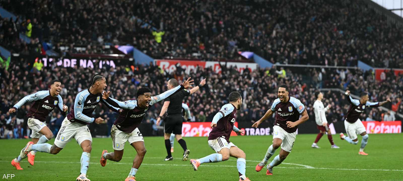 رفع أستون فيلا رصيده إلى 30 نقطة في المركز الثاني