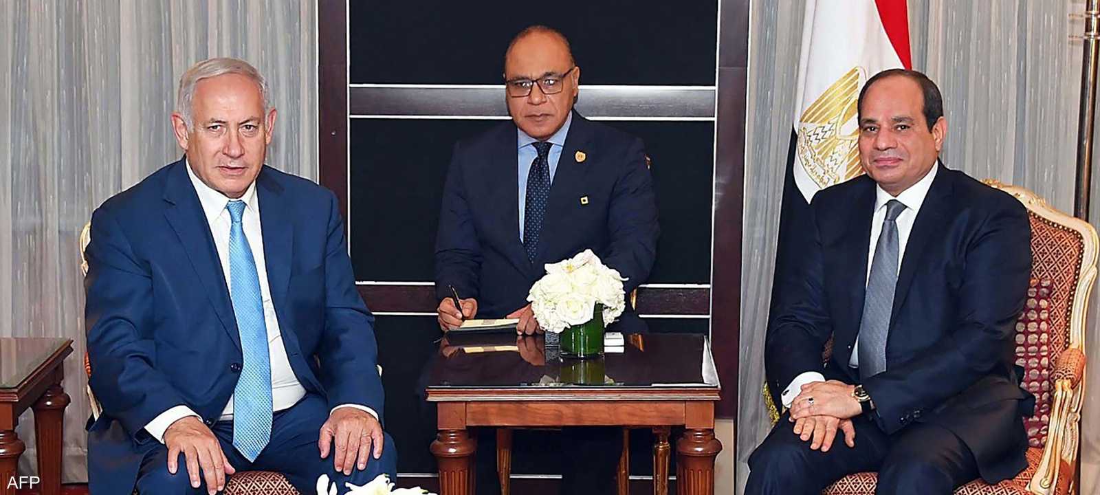 صورة أرشيفية تجمع السيسي ونتنياهو