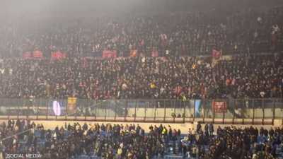 فيديو.. جماهير ليفربول تكشف موقفها من أزمة "سلوت-صلاح"