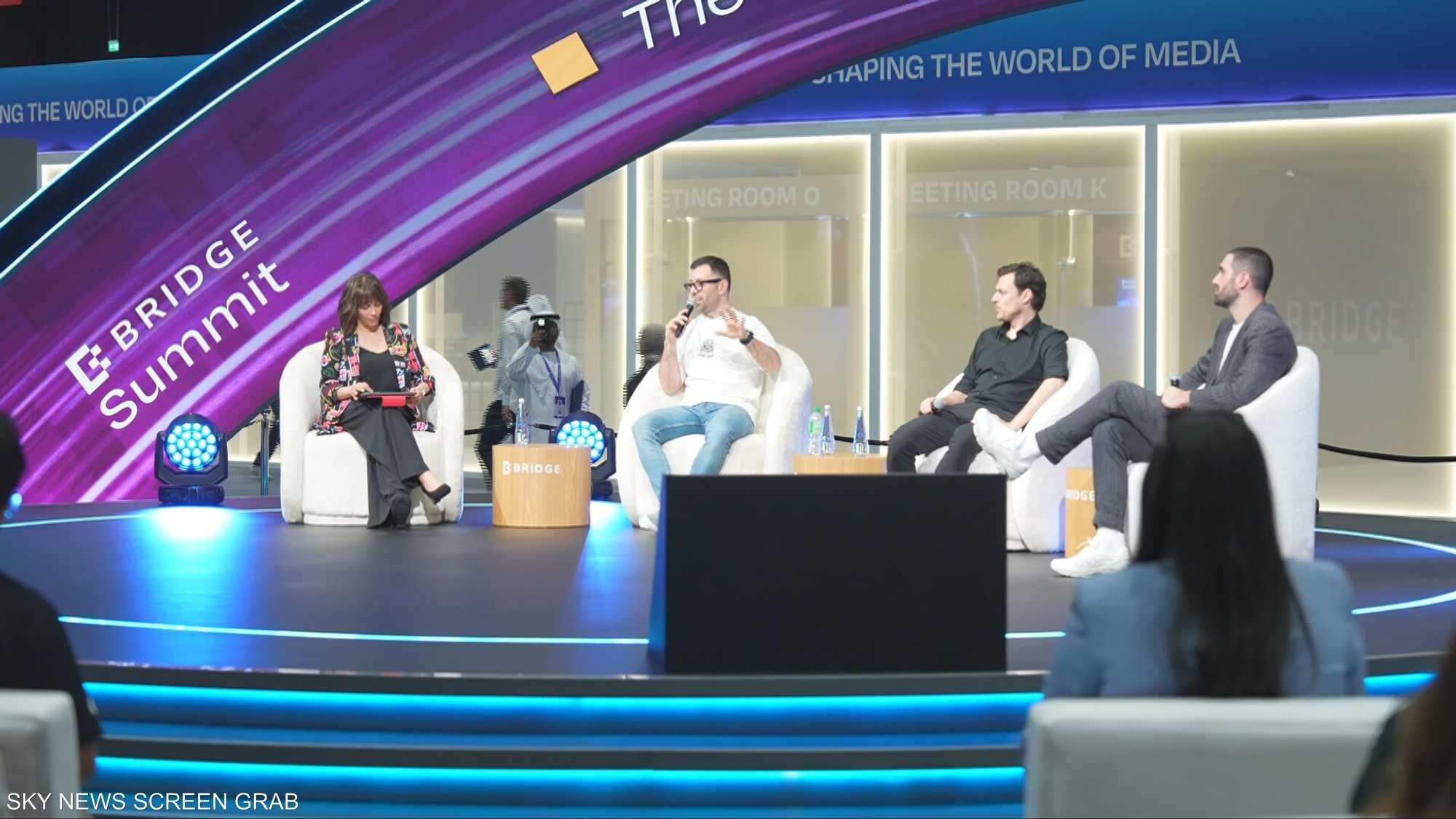 اليوم الثالث لقمة بريدج يجمع الإعلاميين والفنانين