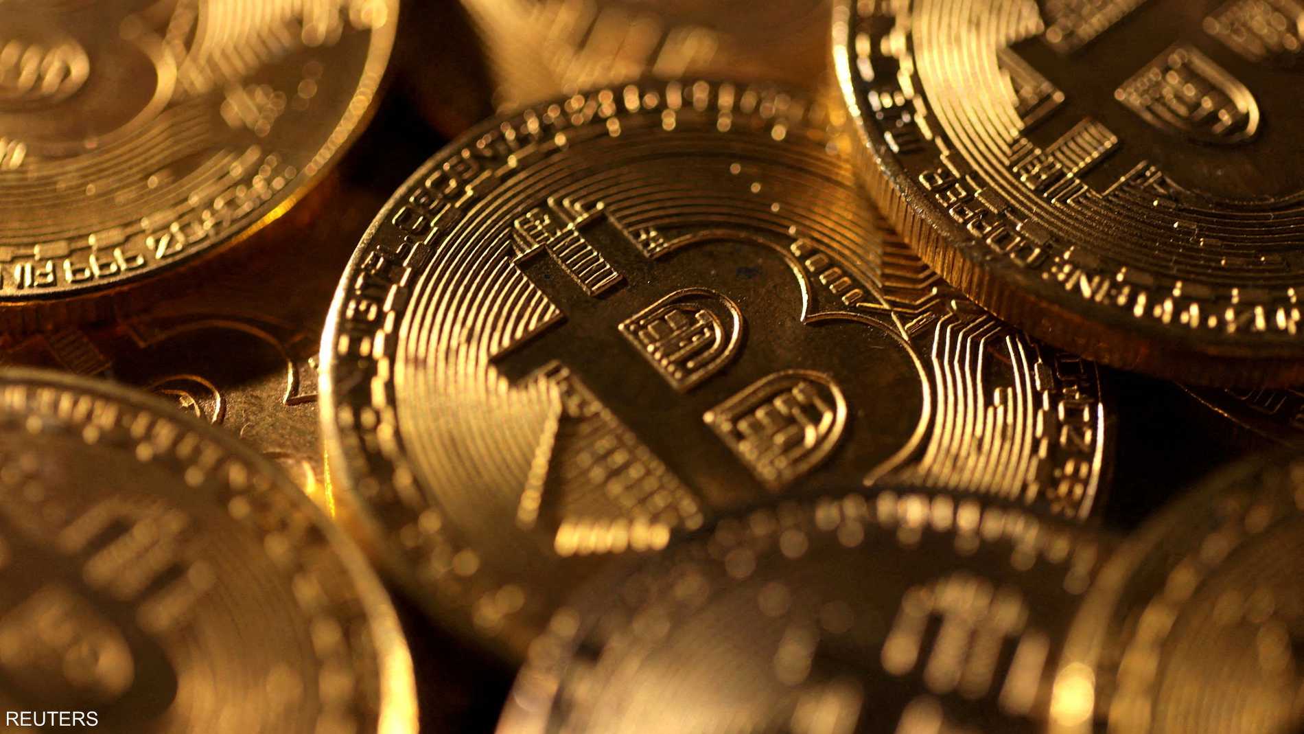 بتكوين تهبط دون 90 ألف دولار بسبب مخاوف من الذكاء الاصطناعي 