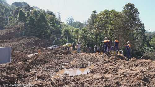 فرق الإغاثة الإماراتية تواصل عملياتها في منطقة ديلتوتا