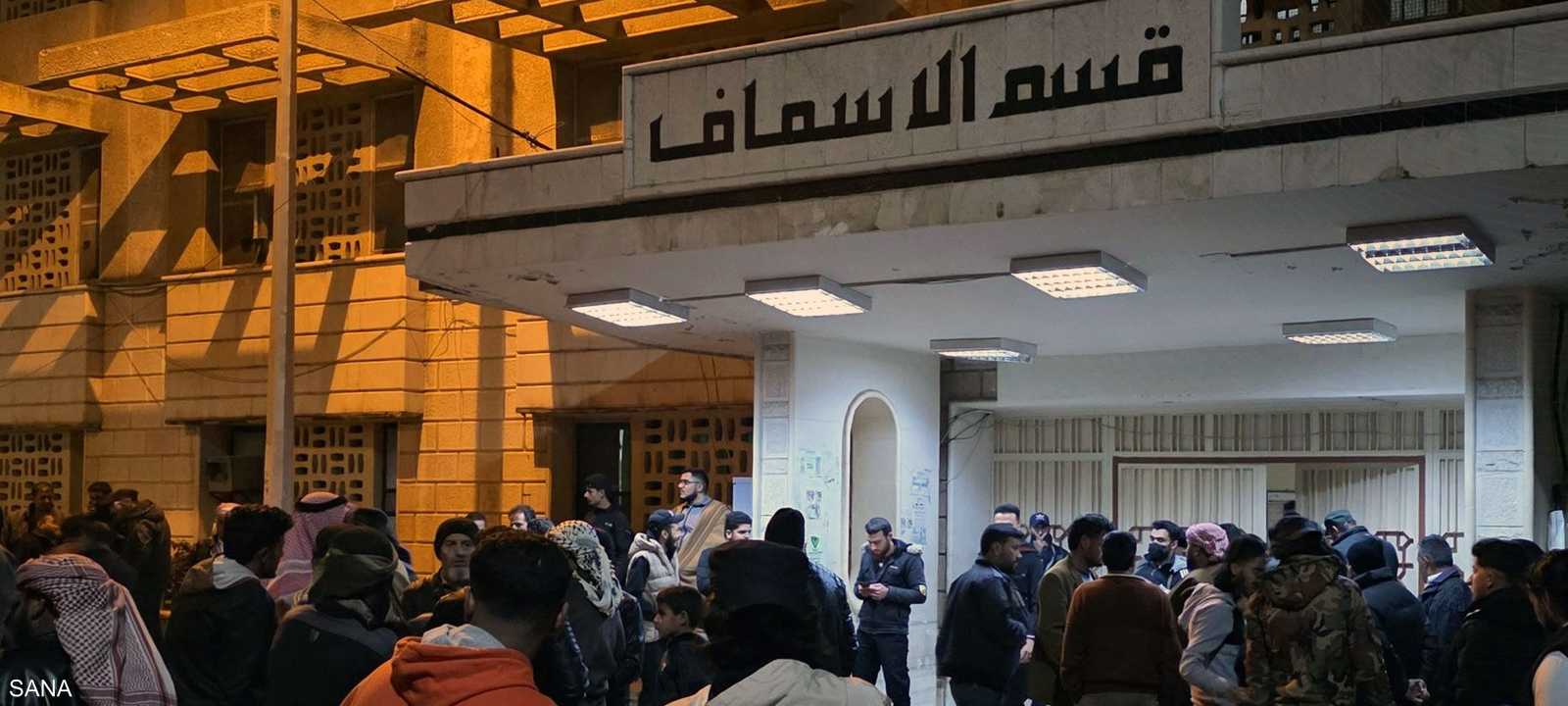 إصابة 33 مواطنا سوريا بجروح