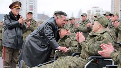 الزعيم كيم يكرّم وحدة عسكرية شاركت في معارك كورسك بروسيا