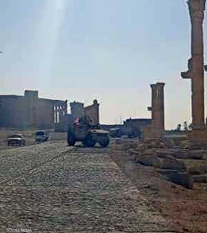 صور متداولة لموقع الهجوم في تدمر