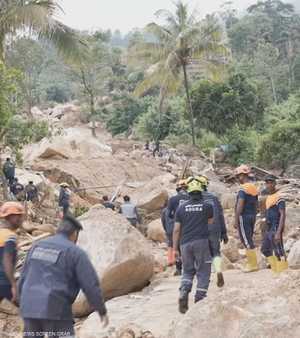 فريق الإمارات يواجه الركام لإنقاذ المفقودين في سريلانكا