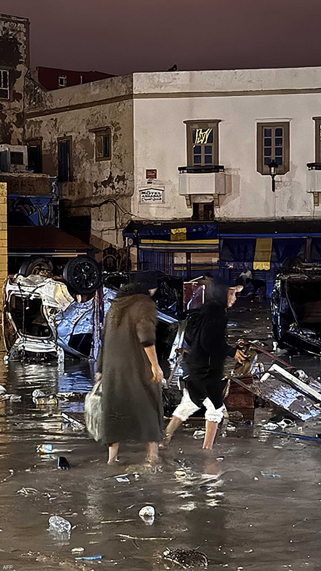 تسببت الأمطار في فيضانات استثنائية