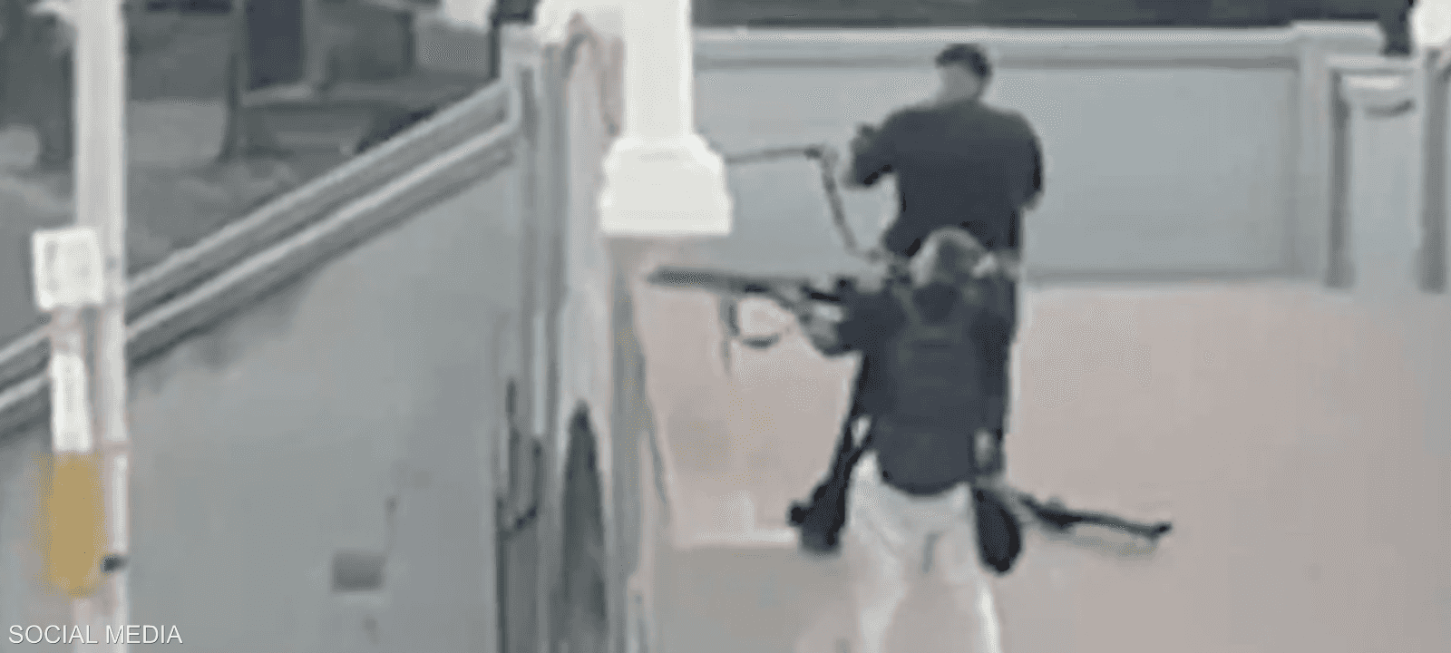 التحقيق في أسباب سفر الأب والابن المشتبه بهما إلى الفلبين