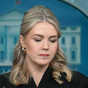 المتحدثة باسم البيت الأبيض، كارولين ليفيت تبلغ 28 عاما