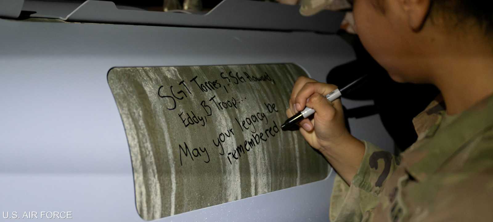 الرسالة كتبت على قذيفة أطلقت على سوريا لاحقا