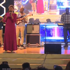 الفنانة السودانية نانسي عجاج