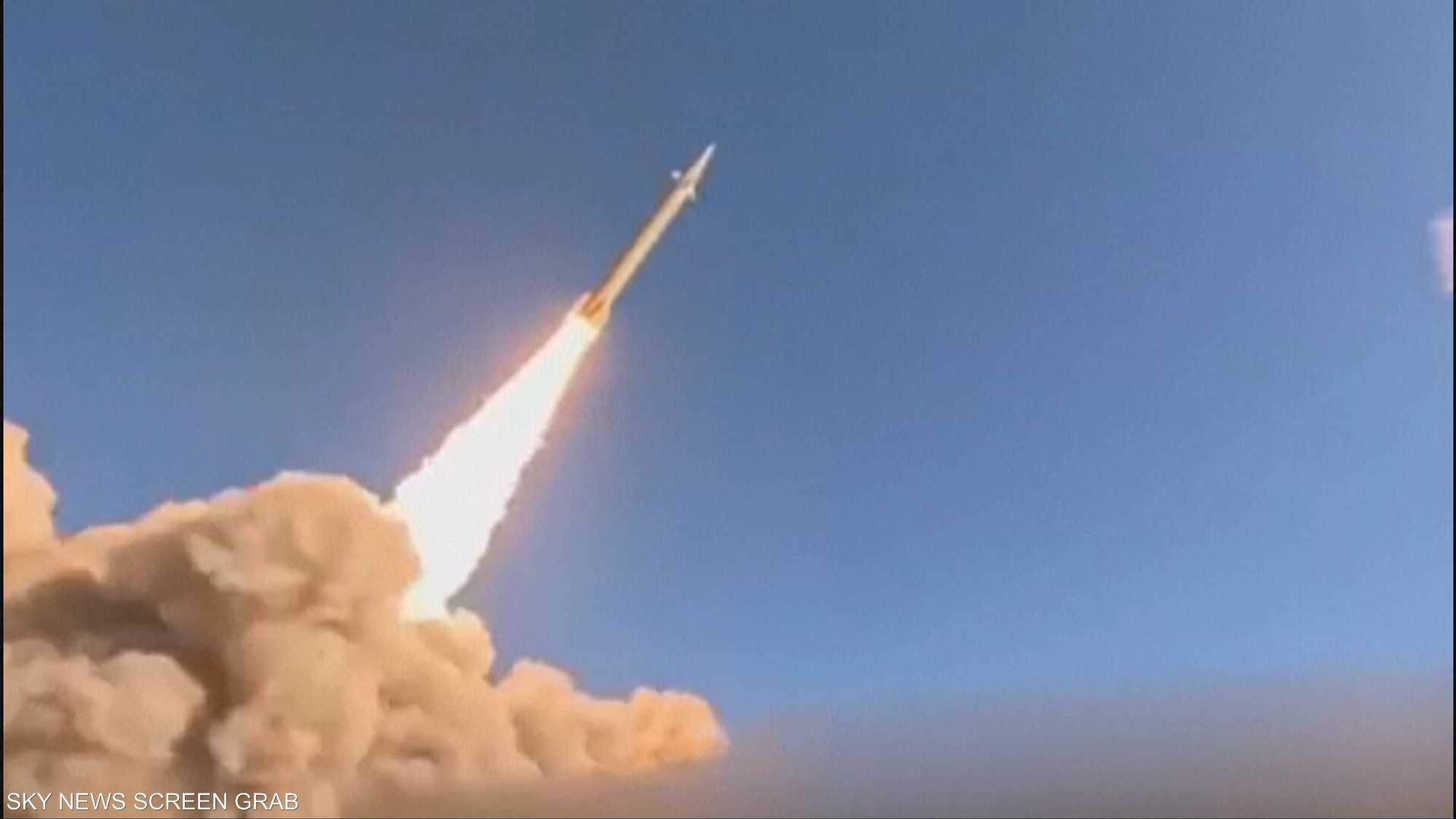 إسرائيل تلوح بضربات على كل الجبهات.. وإيران ترد برسائل نارية