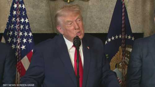 ترامب: سيكون من "الحكمة" أن يتنحى مادورو