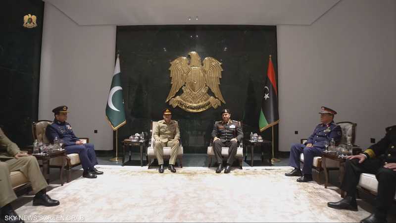 باكستان تبرم صفقة أسلحة مع الجيش الوطني الليبي