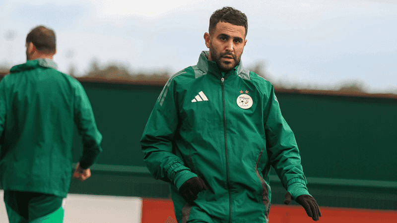 رياض محرز، مهاجم المنتخب الجزائري