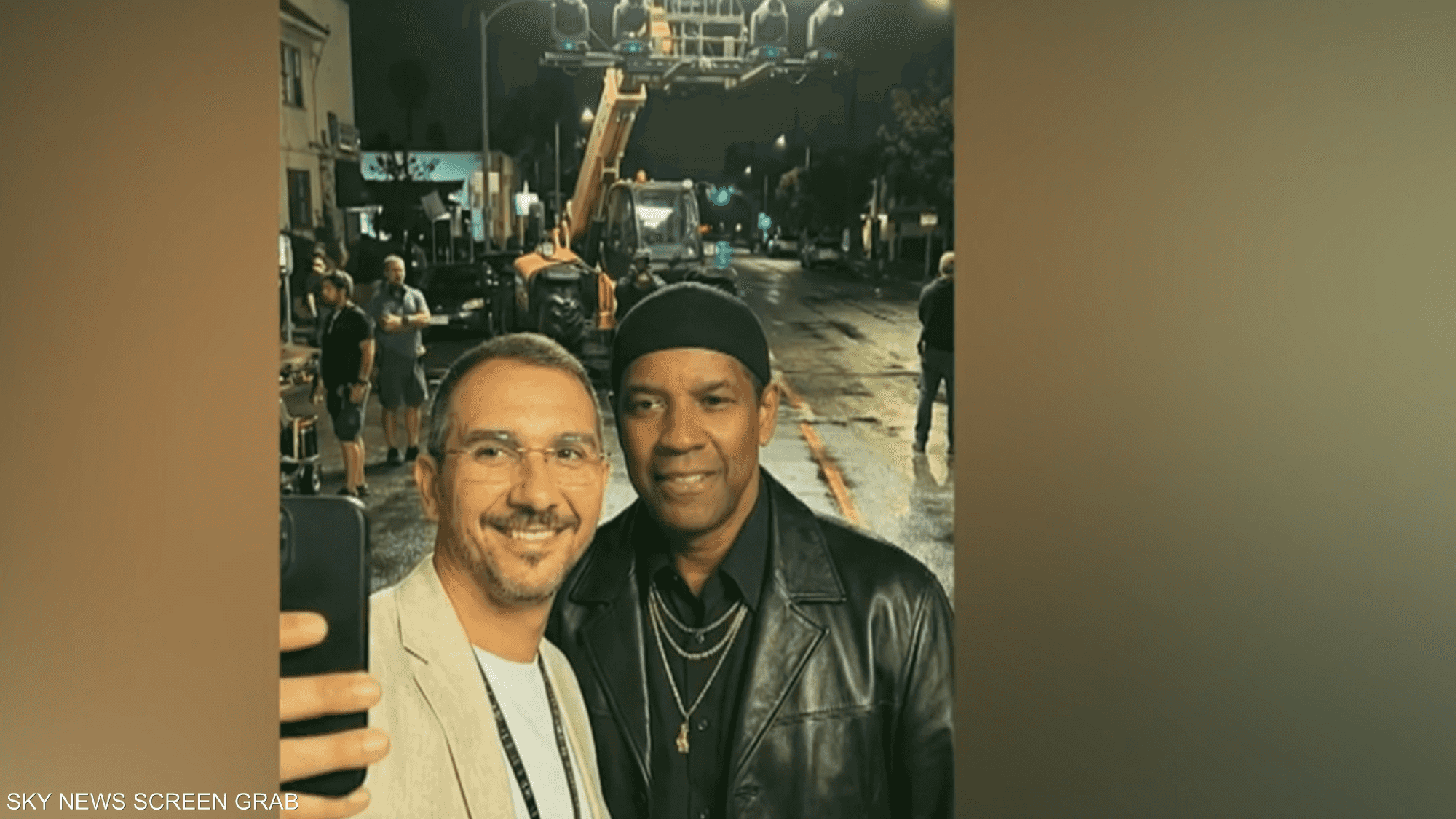 ترند "سيلفي مع النجوم" يلقى إقبالا واسعا من رواد المنصات