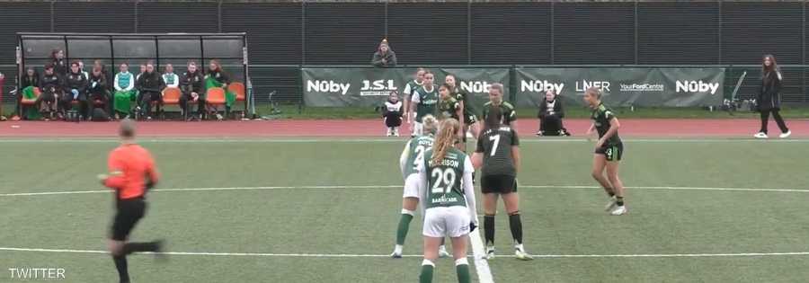 لاعبة سيلتيك أحرزت هدفا مذهلا من ركلة البداية