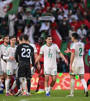 يتصدر المنتخب الجزائري المجموعة الخامسة مؤقتا