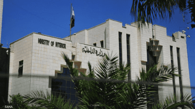 الداخلية السورية تفتح الباب لعناصر الأمن المنشقين عن الأسد