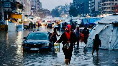 فيديو: أمطار غزيرة تغرق خيام النازحين في مناطق بقطاع غزة
