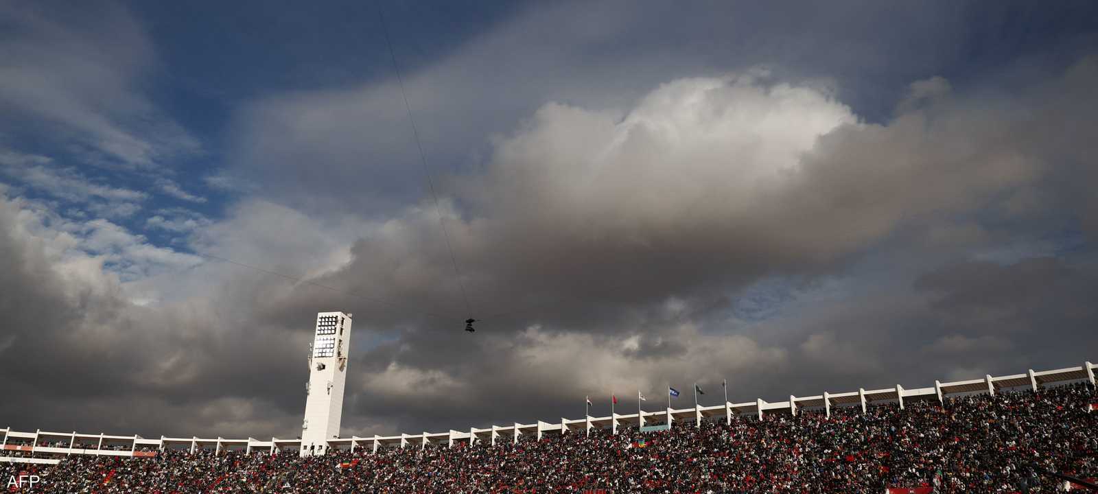 مدرجات ملعب "أدرار" في أكادير