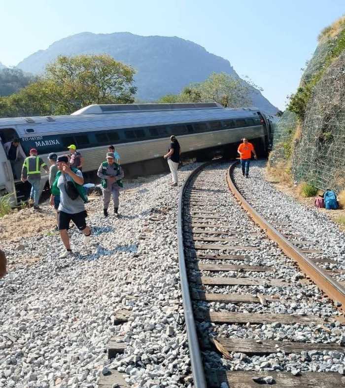 القطار خرج عن مساره وانقلب