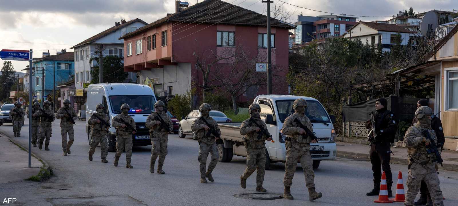 القوات الخاصة التركية قرب موقع العملية في ولاية يالوفا