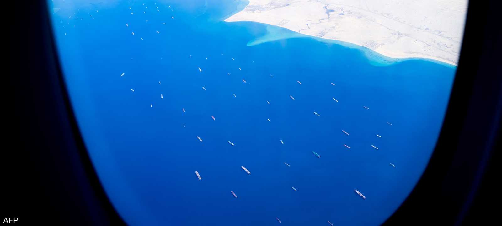 سفن في البحر الأحمر