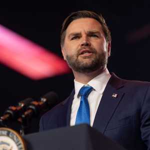 واشنطن تتهم كراكاس بسرقة نفطها من دون دليل