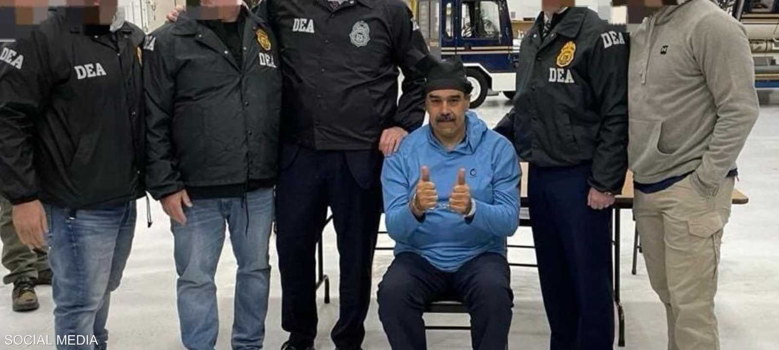 مادورو مقيدا في مقر احتجازه