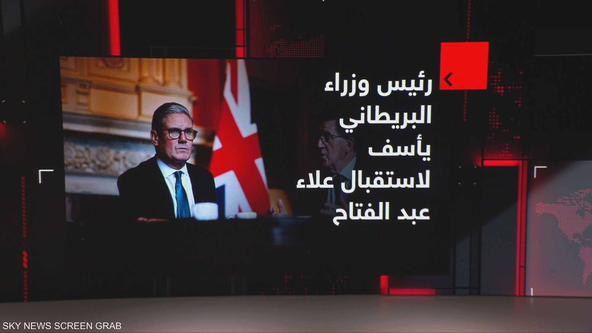 رئيس الوزراء البريطاني يأسف لاستقبال علاء عبد الفتاح