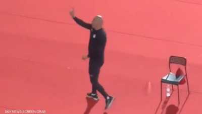 فيديو هجوم حسام حسن نحو الجماهير.. والأخير يوضح "سوء الفهم"