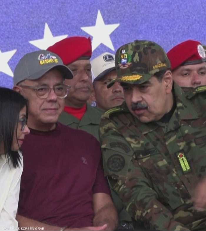 دونالد ترامب يهدد بشن عملية عسكرية ثانية في فنزويلا