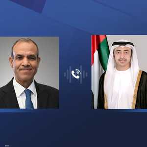 عبدالله بن زايد ووزير خارجية مصر يبحثان المستجدات الإقليمية