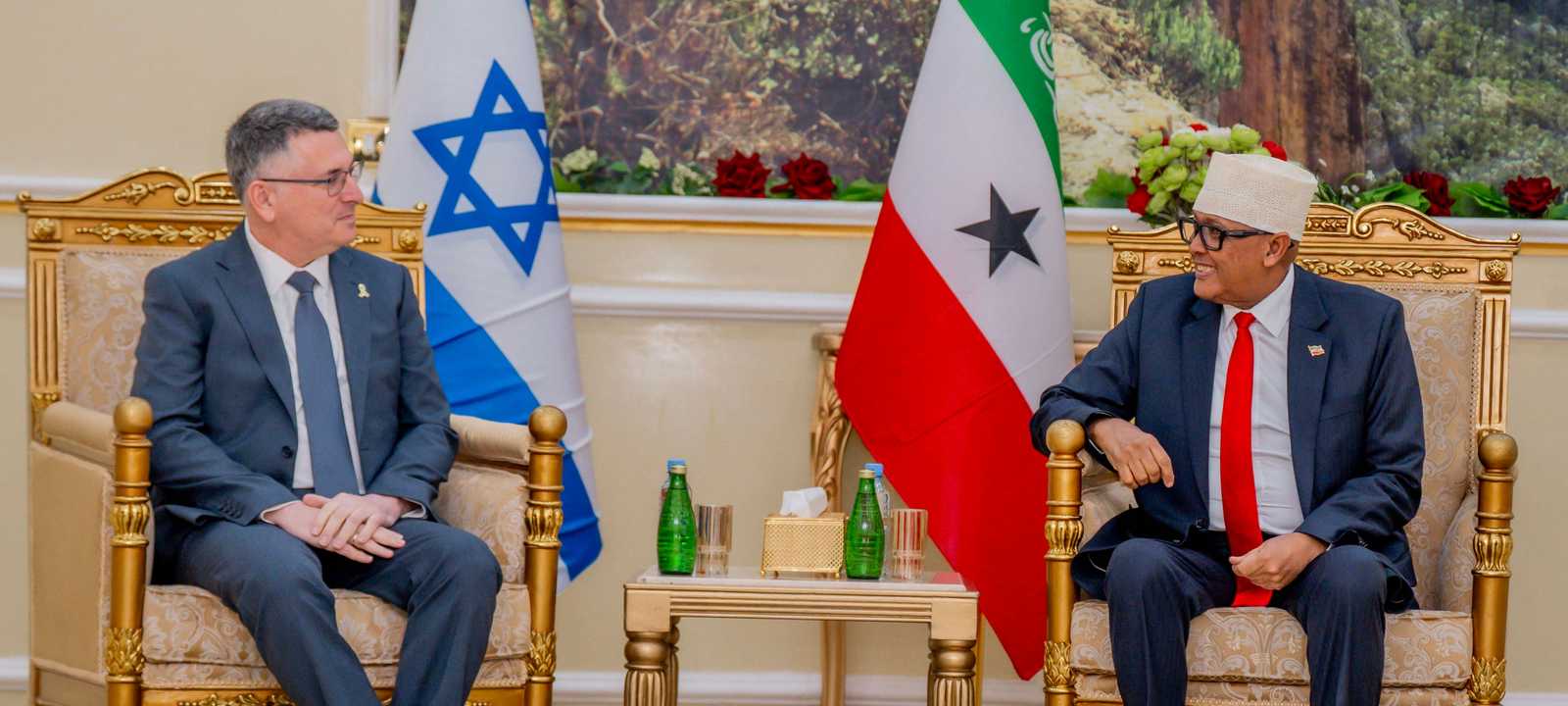 خلال الاجتماع الثنائي