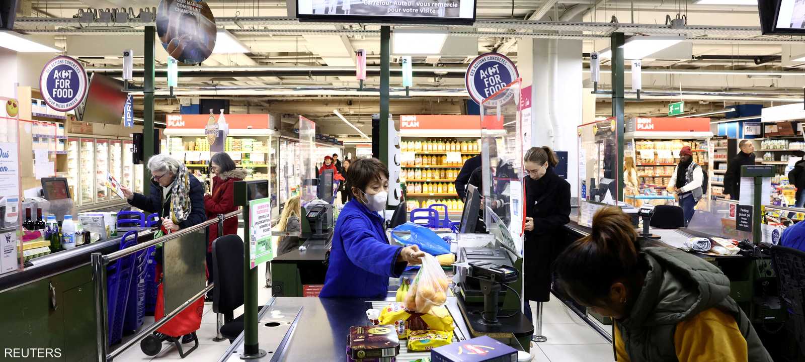 التضخم في منطقة اليورو - سوبر ماركت في باريس
