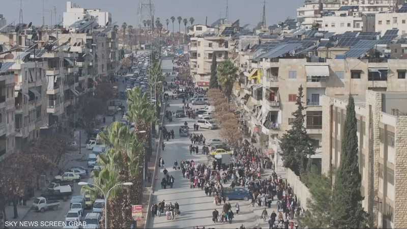 الحكومة السورية تدعو إلى خروج مسلحي قسد من حيين في المدينة