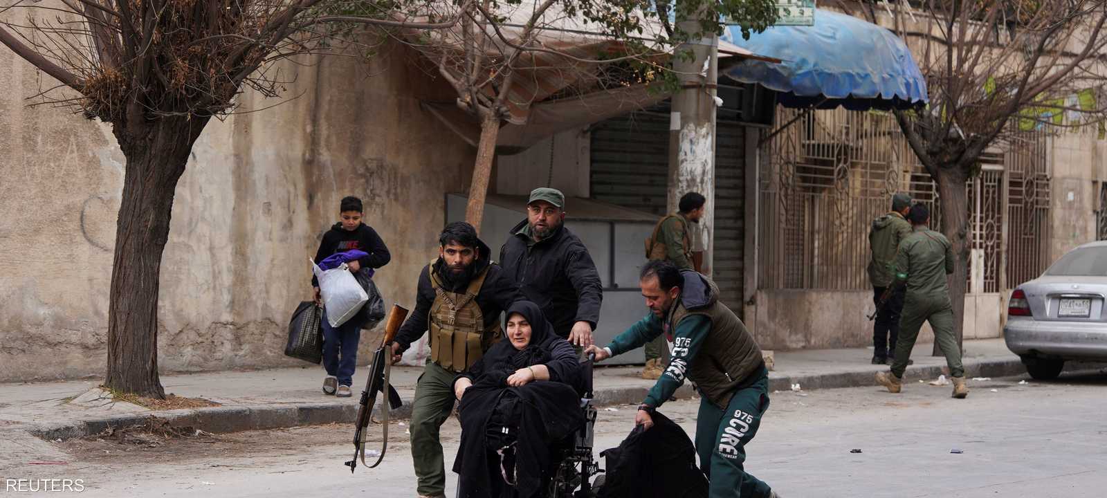 الآلاف من سكان حلب فروا منها