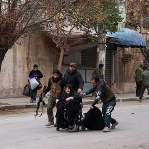 الآلاف من سكان حلب فروا منها
