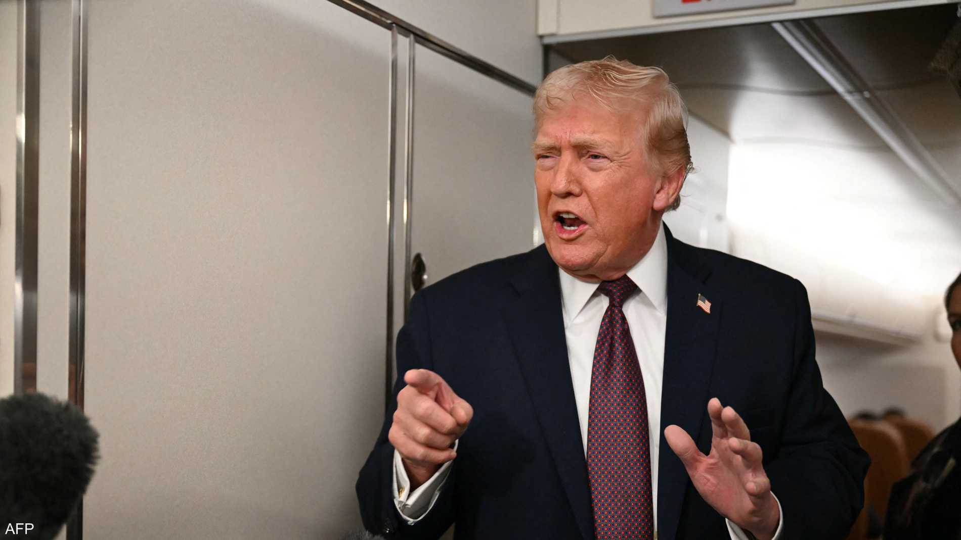 ترامب يلوح بالتحرك قبل اجتماع محتمل مع طهران 