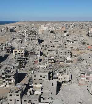 دمار واسع النطاق في غزة جراء الحرب الإسرائيلية على القطاع