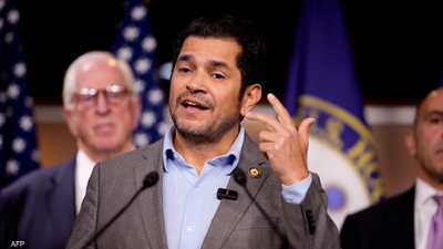 نائب أميركي يقدم مشروع قانون لكبح طموحات ترامب في غرينلاند