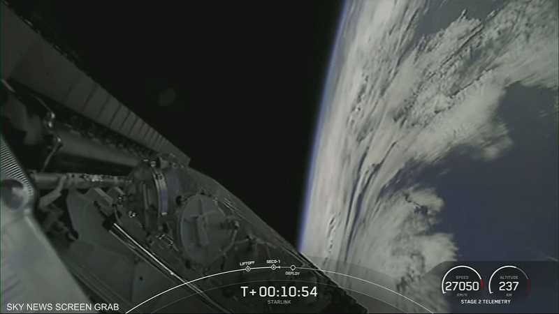 إيرانيون يلجؤون لستارلينك بعد أن قطعت السلطات خدمة الإنترنت