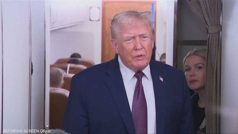 ترامب: إيران بدأت تتجاوز "الخط الأحمر" بقتلها لمتظاهرين