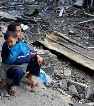 القتل والمعاناة مستمران في غزة حتى مع وقف إطلاق النار